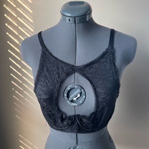 ADORE ME Sexy Lace‎ Bra